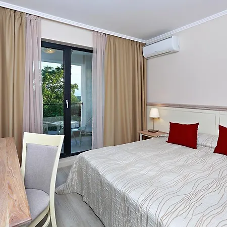 Apartment Private In White Rock Castle Balchik