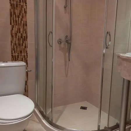 Apartment Private In White Rock Castle *
